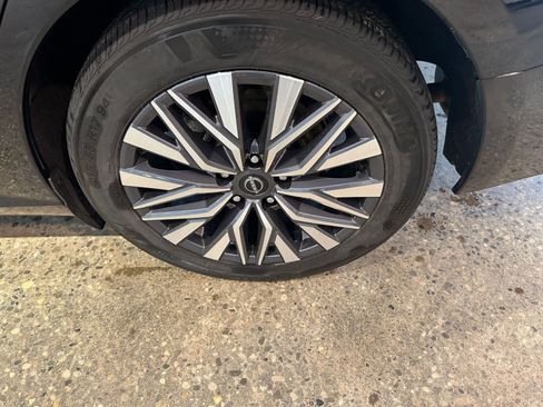 Used 2025 Nissan Altima 2.5 SV image 29