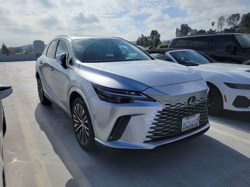 Used 2023 Lexus RX 350 w/ Cold Area Package image 3