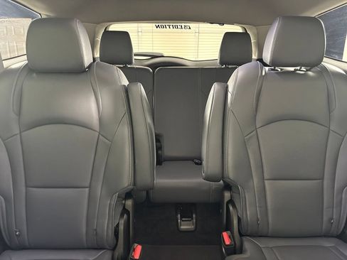 Used 2021 Buick Enclave Essence w/ Sport Touring Edition FWD image 44