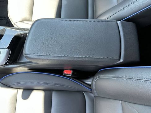 Certified 2024 Buick Envista Sport Touring w/ Convenience I Package FWD image 24