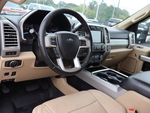 Used 2017 Ford F350 Lariat w/ Lariat Ultimate Package AWD/4WD image 5