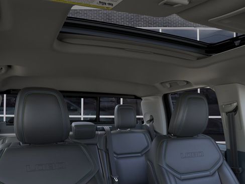 New 2025 Ford Maverick Lobo AWD/4WD image 12