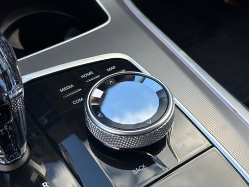 Used 2023 BMW X5 sDrive40i w/ M Sport Package image 44