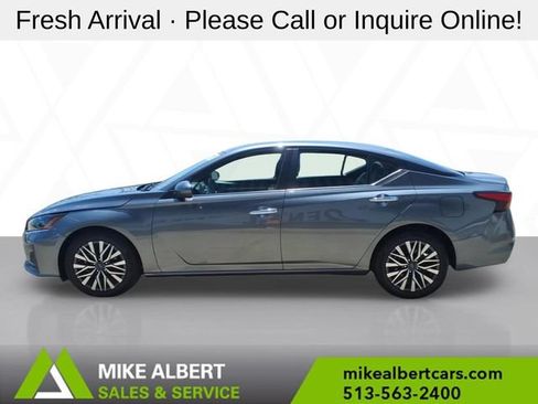 Used 2023 Nissan Altima 2.5 SV FWD image 4