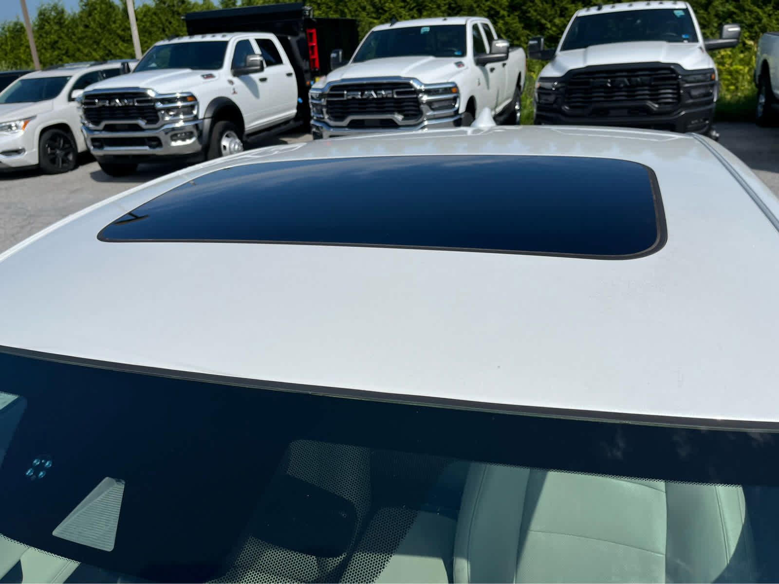 Used 2020 Honda Accord Touring image 9