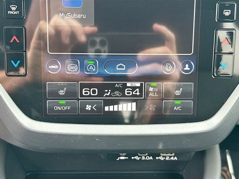 Used 2025 Subaru Forester Premium w/ Convenience Package #1 AWD/4WD image 16