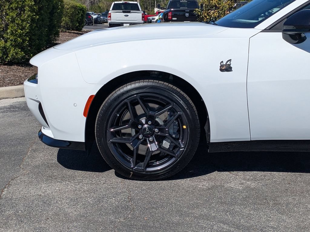 New 2026 Dodge Charger Scat Pack w/ Blacktop Package AWD/4WD image 12