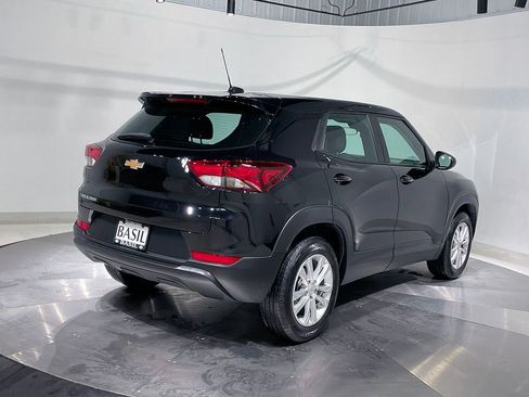 Used 2023 Chevrolet TrailBlazer LS FWD image 11