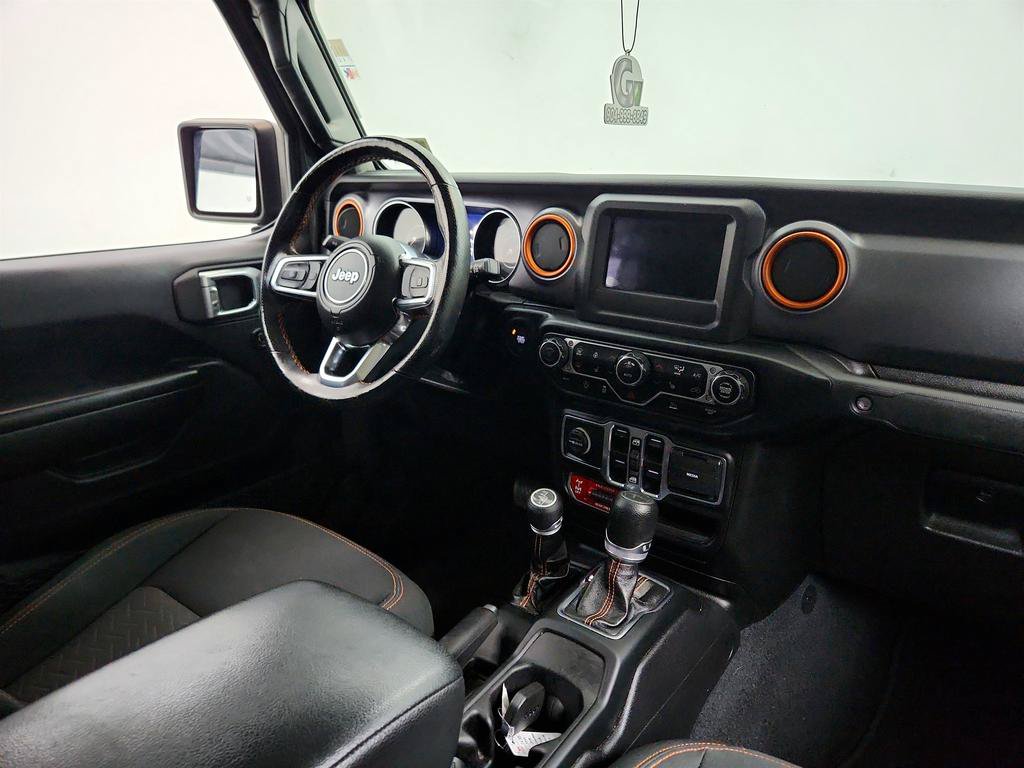 Used 2020 Jeep Gladiator Mojave w/ Cold Weather Group AWD/4WD image 24