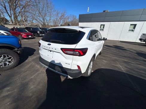 Used 2024 Ford Escape Active image 9