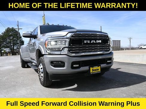 Used 2022 RAM 3500 Limited AWD/4WD image 43