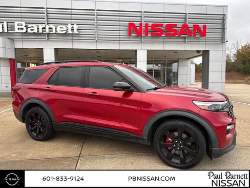 Used 2020 Ford Explorer ST w/ ST Street Pack image 9