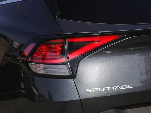 Certified 2024 Kia Sportage EX image 11