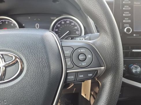 Used 2022 Toyota Camry LE AWD/4WD image 22