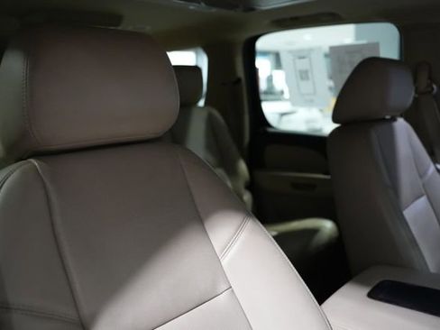 Used 2012 GMC Yukon XL Denali image 24