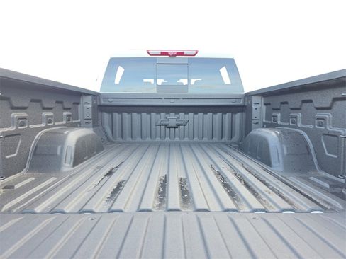 New 2026 Chevrolet Silverado 1500 ZR2 image 32