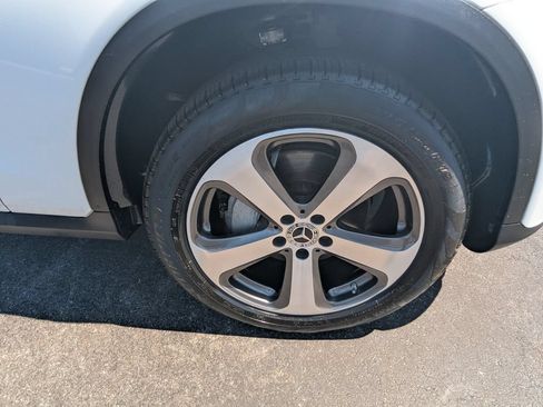 Certified 2022 Mercedes-Benz GLC 300 4MATIC image 22