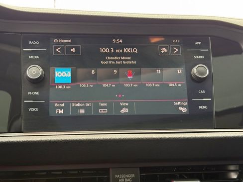 Used 2019 Volkswagen Jetta SEL FWD image 25