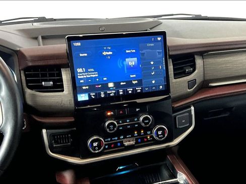 Certified 2024 Ford Expedition Max Limited image 5