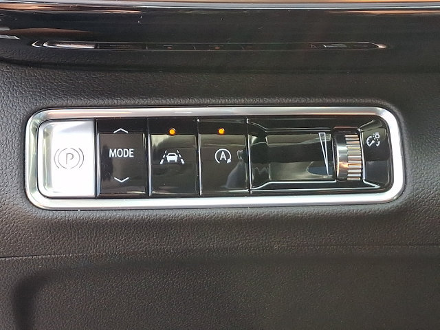 Used 2024 Buick Envision Avenir AWD/4WD image 9