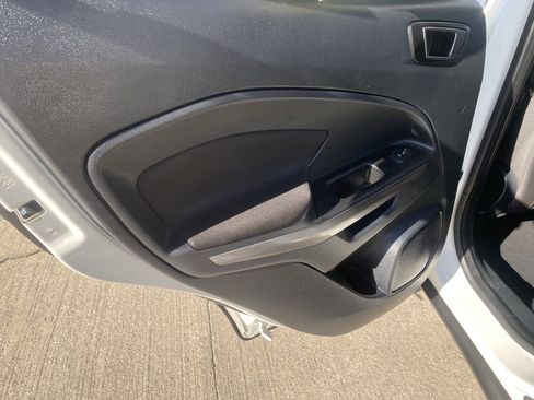 Used 2020 Ford EcoSport SE image 10