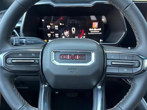 New 2026 GMC Canyon AT4 AWD/4WD image 25