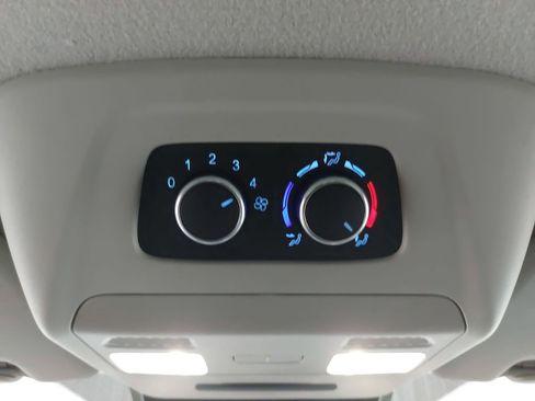 Used 2022 Ford Transit 350 XLT image 22