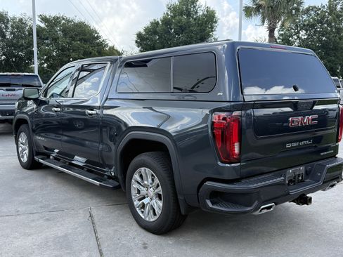 Used 2021 GMC Sierra 1500 Denali w/ Driver Alert Package II AWD/4WD image 7