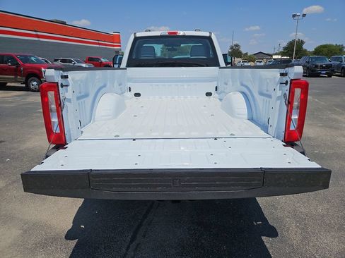 New 2026 Ford F250 XL w/ XL Off-Road Package AWD/4WD image 18