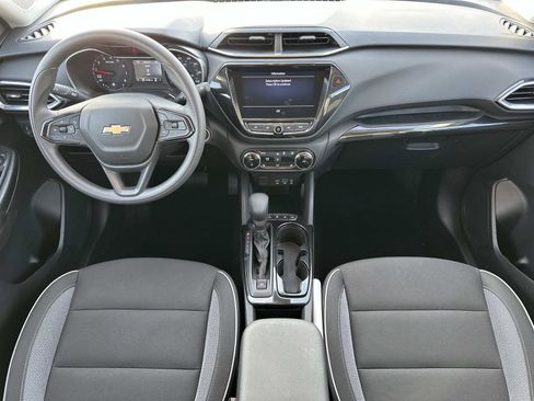 Certified 2023 Chevrolet TrailBlazer LT w/ Convenience Package image 12