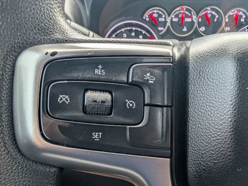 Used 2022 Chevrolet Silverado 1500 Custom w/ LPO, Blackout Package AWD/4WD image 23