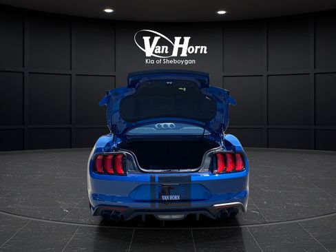 Used 2022 Ford Mustang GT Premium w/ Equipment Group 401A RWD image 9