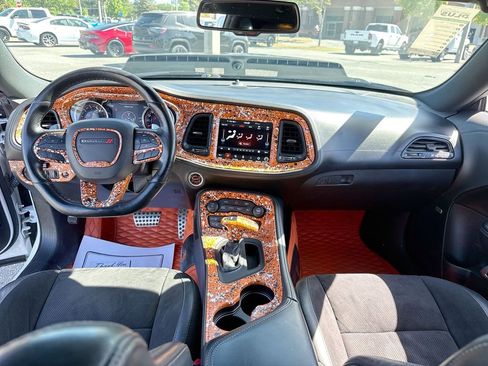 Used 2021 Dodge Challenger R/T Scat Pack RWD image 19