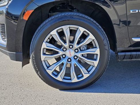 Used 2021 GMC Yukon Denali w/ Denali Ultimate Package image 13