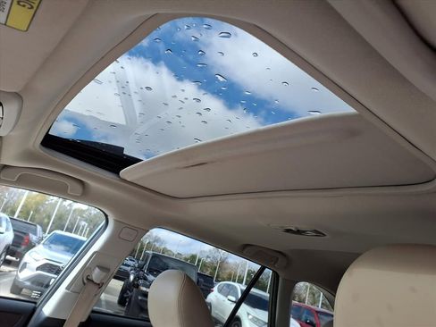 Used 2015 Subaru Outback 2.5i Limited image 11