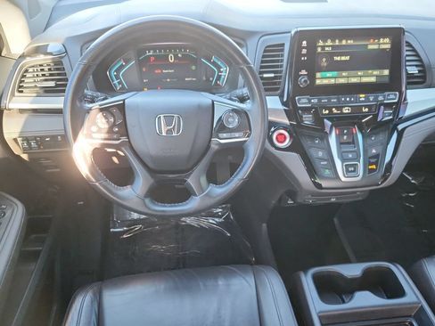Used 2023 Honda Odyssey Touring image 10