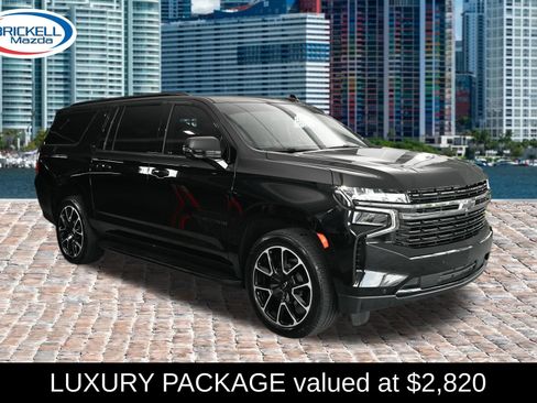 Used 2021 Chevrolet Suburban RST w/ Luxury Package RWD image 1