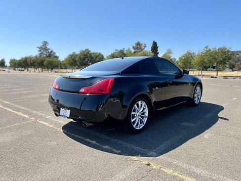 Used 2011 INFINITI G37 Journey w/ Premium Pkg image 5