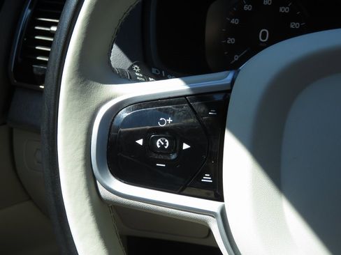 Used 2021 Volvo XC90 T6 Inscription image 26