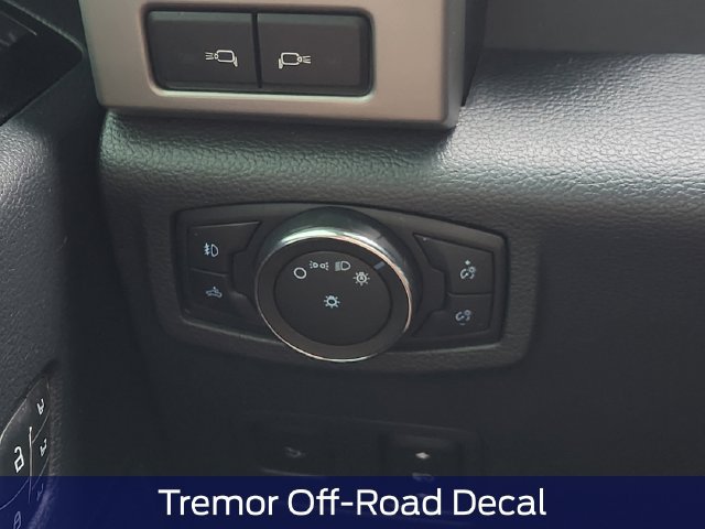 Used 2022 Ford F350 Lariat w/ Tremor Off-Road Package AWD/4WD image 28