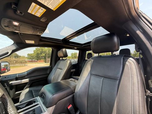 Used 2019 Ford F150 Lariat w/ Equipment Group 502A Luxury RWD image 20
