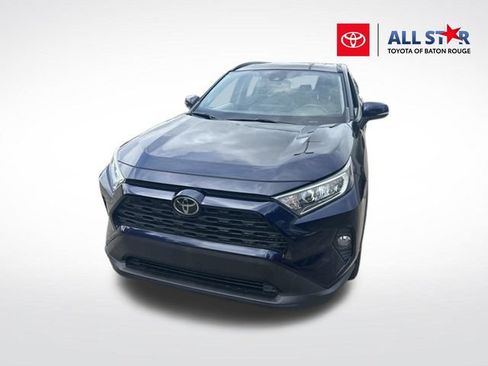 Used 2019 Toyota RAV4 XLE FWD image 1