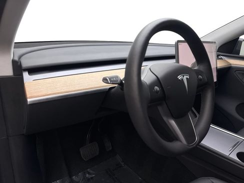Used 2023 Tesla Model Y Long Range AWD/4WD image 50