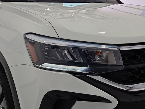 Certified 2023 Volkswagen Taos S FWD image 6