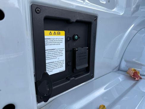 Used 2023 Ford F150 XLT w/ Equipment Group 302A High image 31