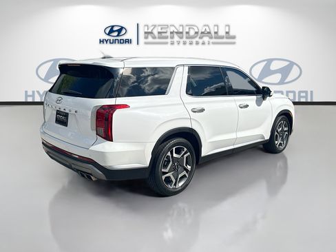 Used 2024 Hyundai Palisade SEL w/ Premium Package FWD image 6