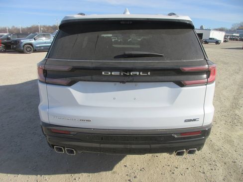 New 2026 GMC Acadia Denali Ultimate image 5