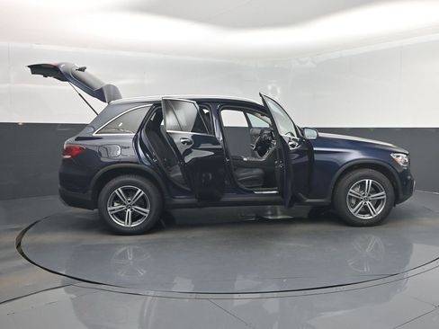 Used 2022 Mercedes-Benz GLC 300 4MATIC image 55