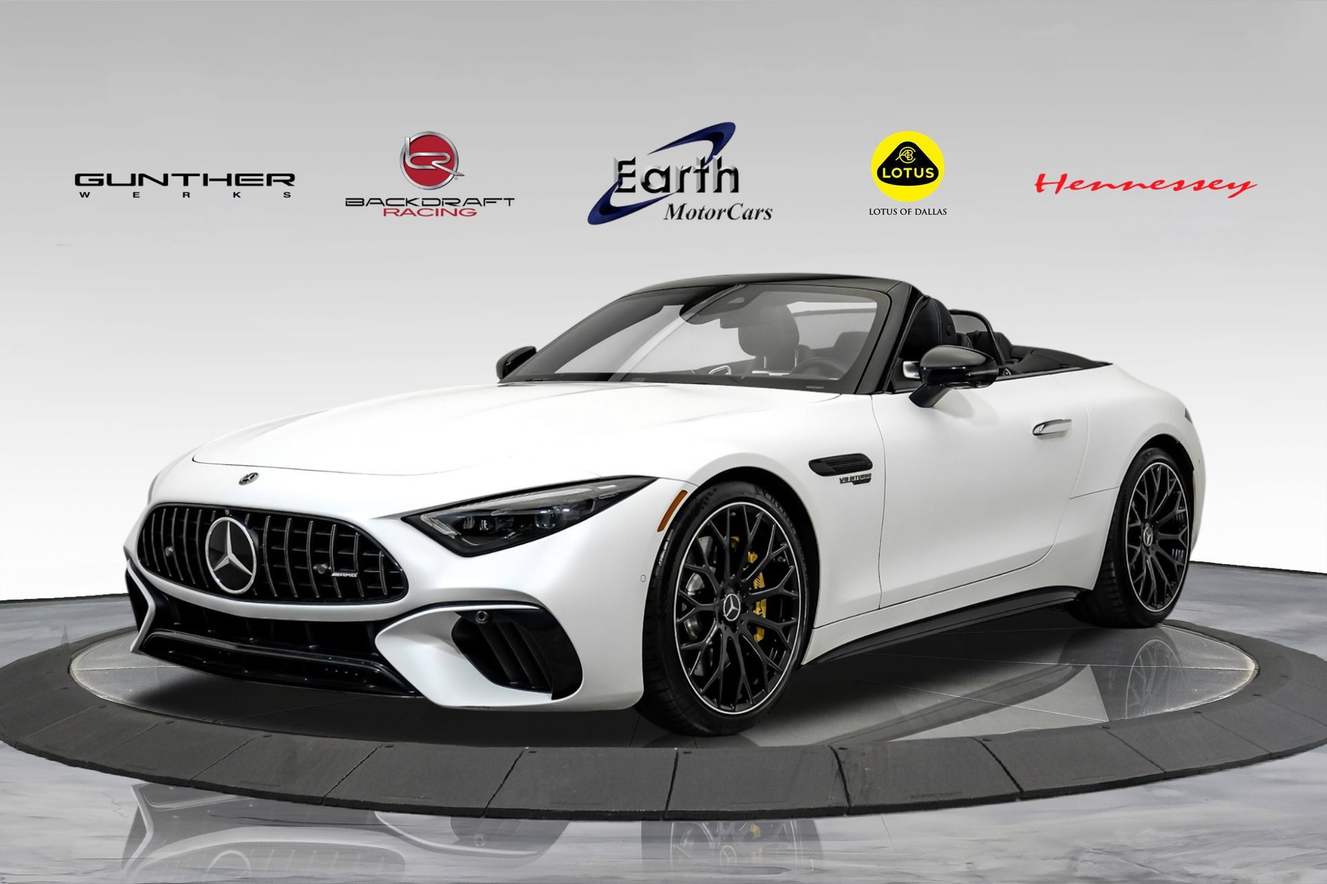 Used 2022 Mercedes-Benz SL 63 AMG 4MATIC image 1