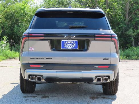 New 2026 Chevrolet Traverse Z71 w/ Driver Confidence Package AWD/4WD image 18